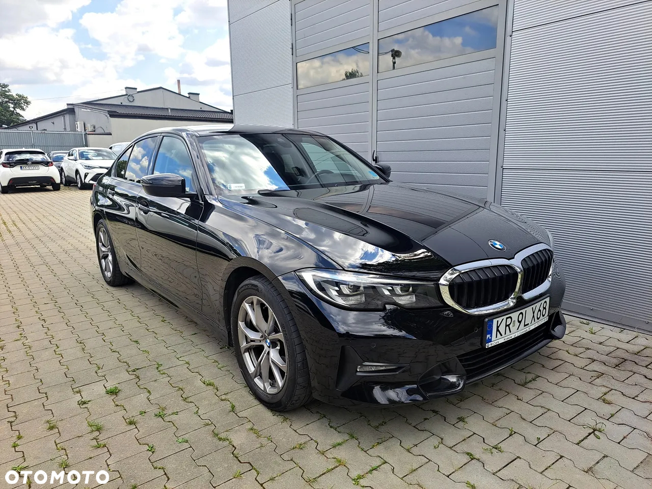 BMW Seria 3 318i Sport - 2