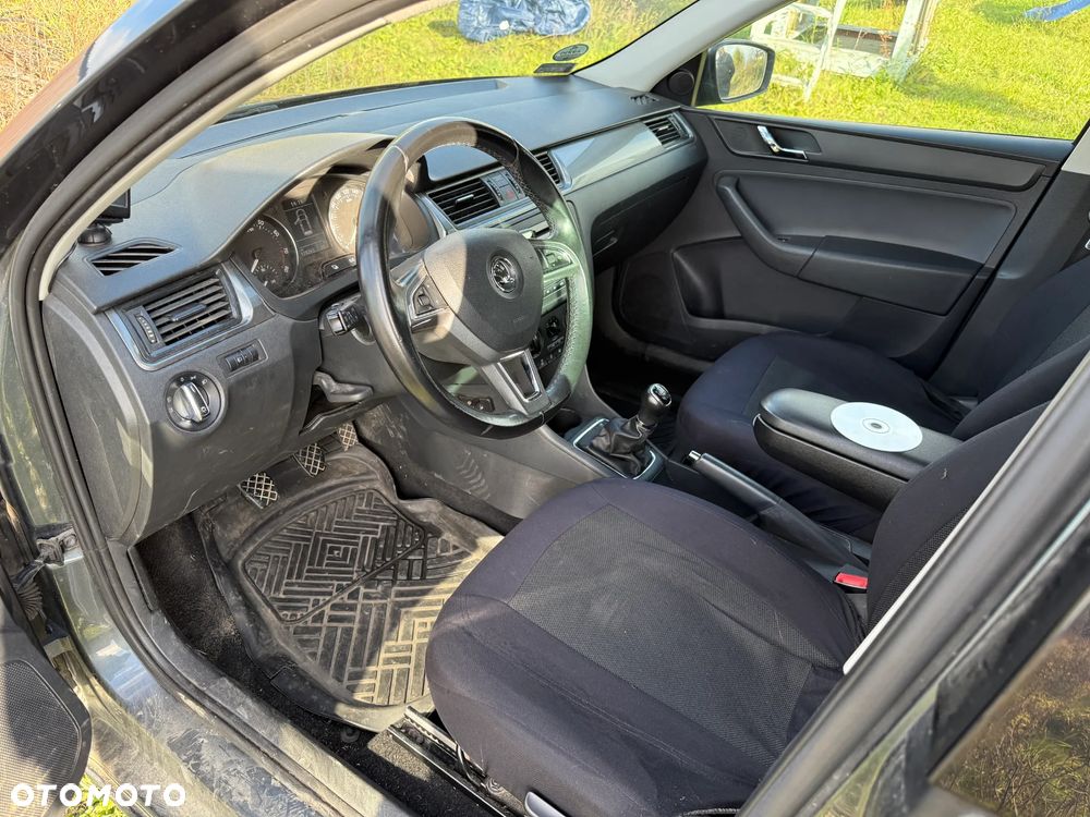 Skoda RAPID Spb 1.2 TSI Ambition - 10