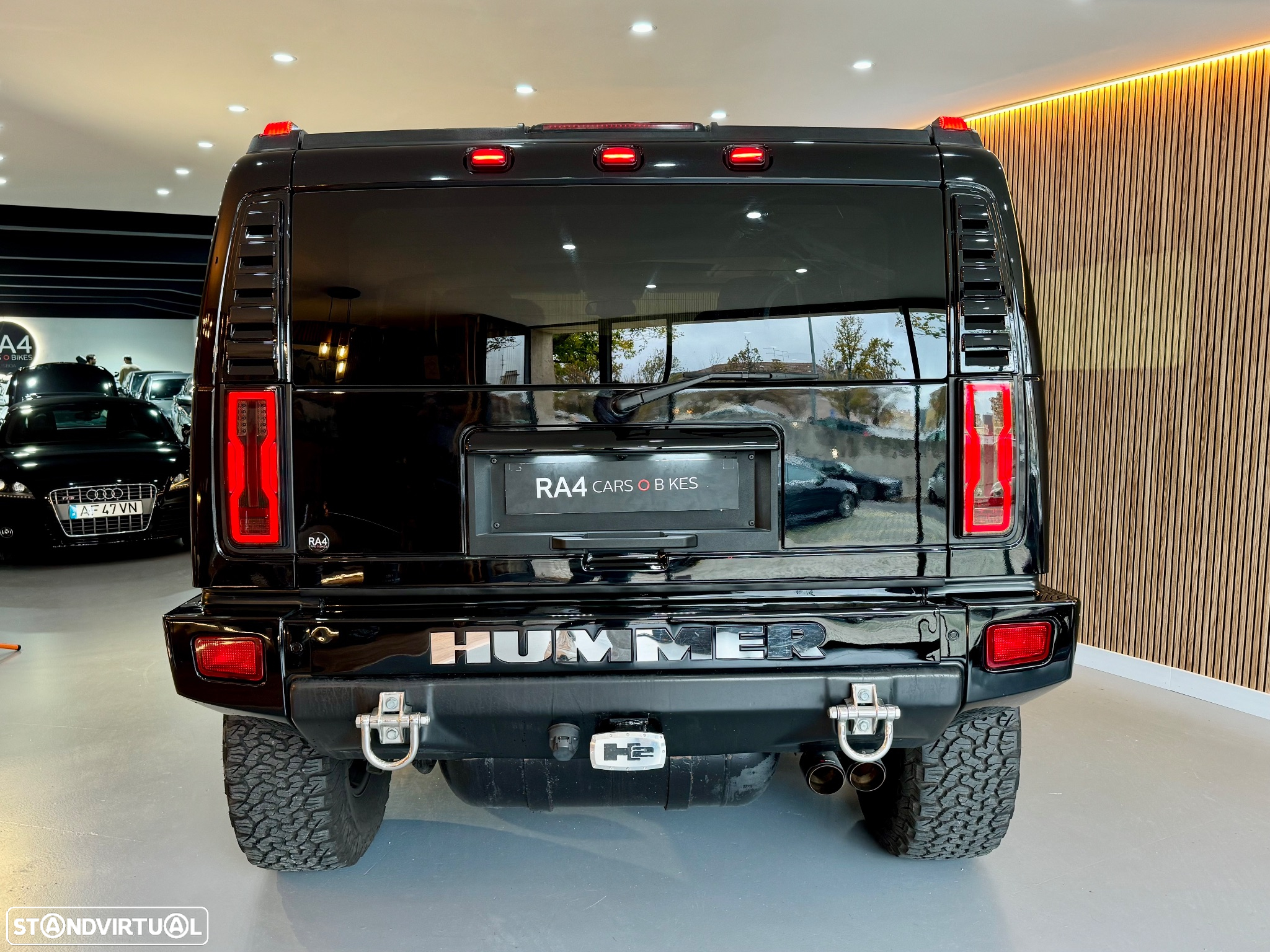 Hummer H2 6.0 Luxury - 4