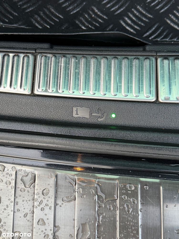 Skoda Superb 2.0 TDI DSG Ambition - 18