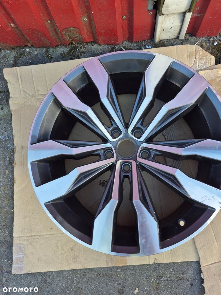Volkswagen Tiguan II felga aluminiowa 20" 5NN601025Q - 1