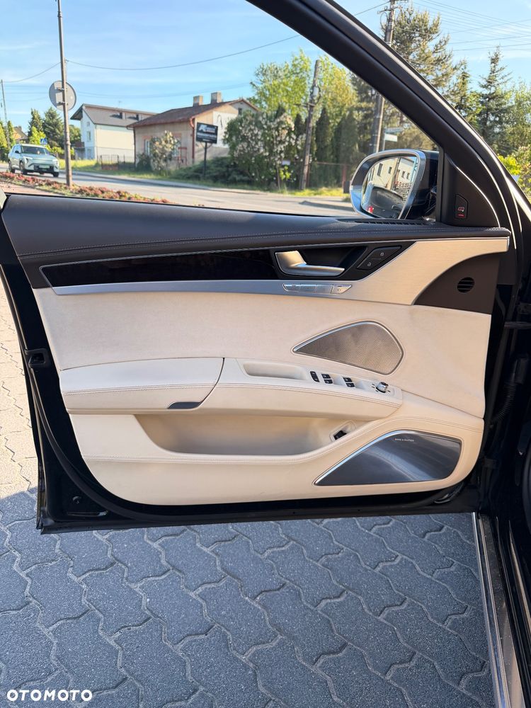 Audi A8 - 15