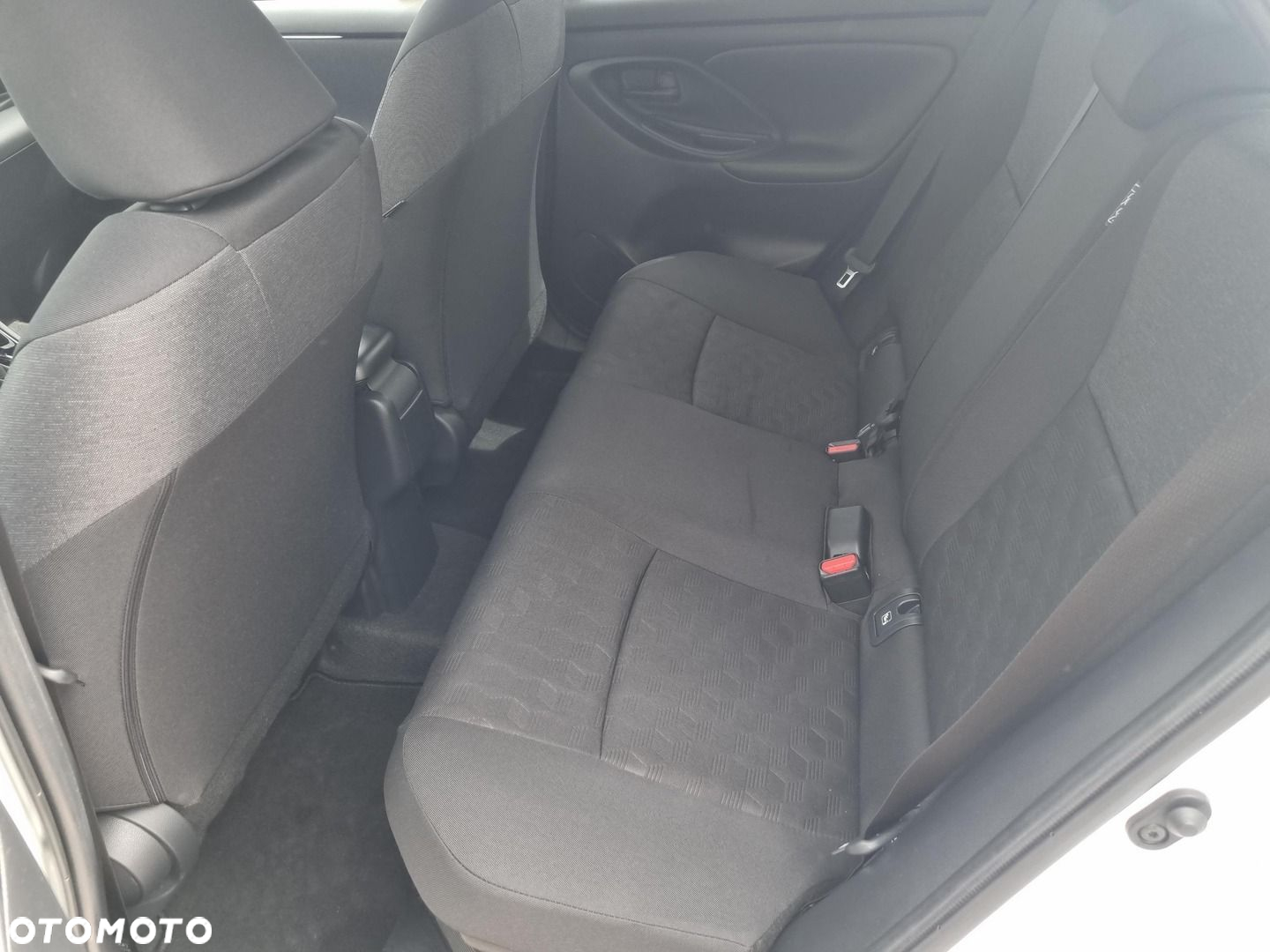 Toyota Yaris - 13