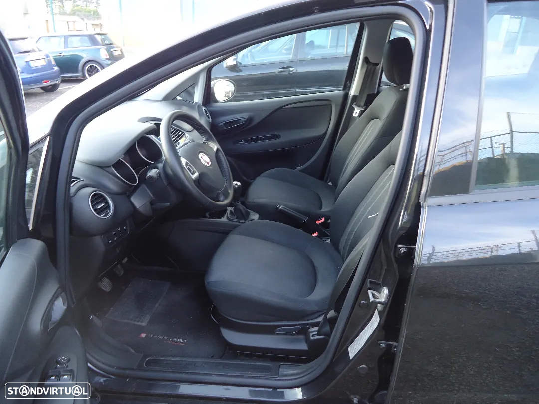 Fiat Punto 1.3 M-Jet Lounge S&S - 5