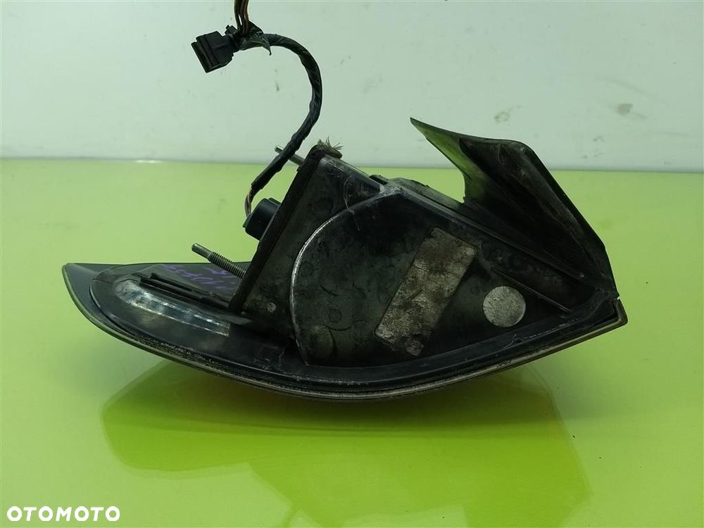 Lampa prawa tylna tył Ford S-MAX I 2006-2010 PRZED LIFT WERSJA EUROPEJSKA - 6