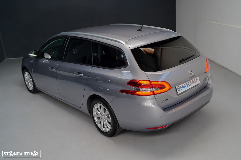 Peugeot 308 SW 1.5 BlueHDi Style J17 - 22