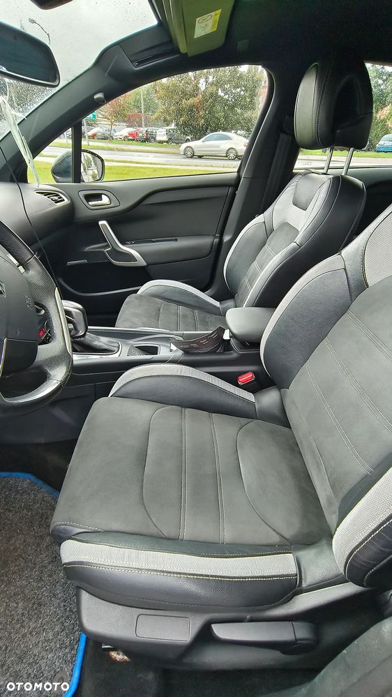 DS Automobiles DS 4 - 17