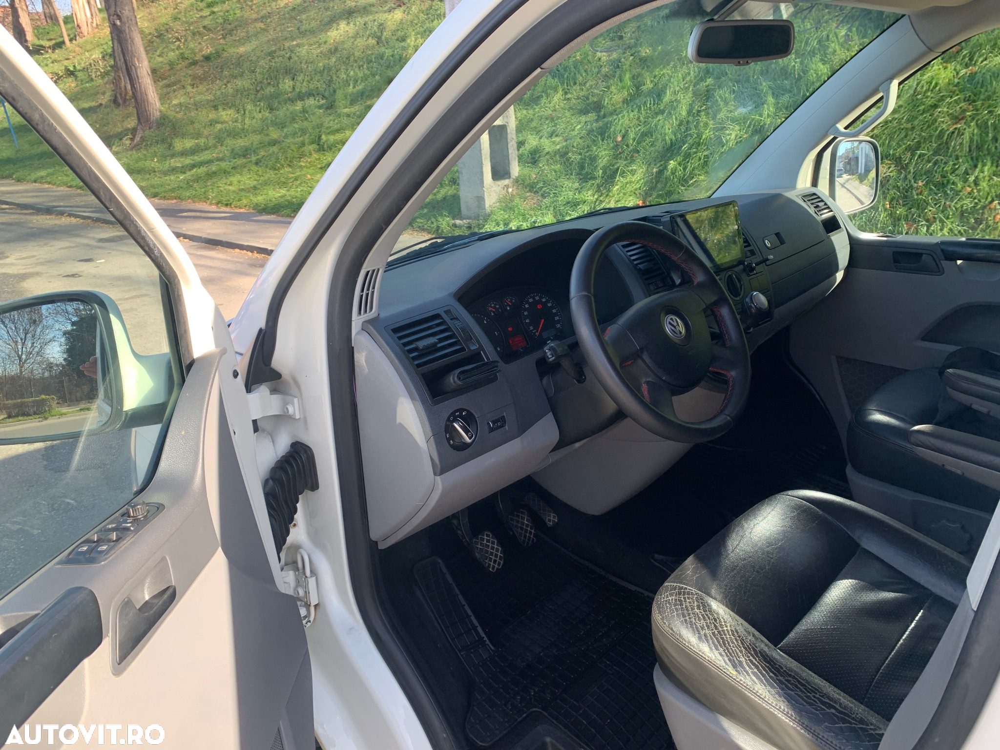 Volkswagen Transporter - 11