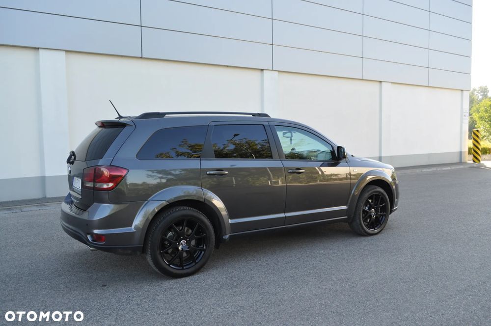 Fiat Freemont 2.0 Multijet Black Code AWD - 6