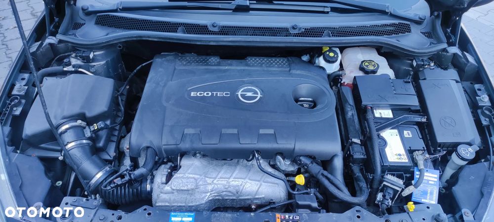 Opel Astra 2.0 CDTI Exklusiv - 33