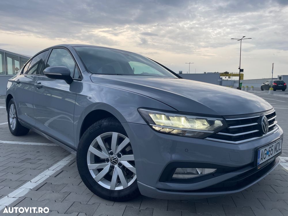 Volkswagen Passat 2.0 TDI DSG Comfortline - 9