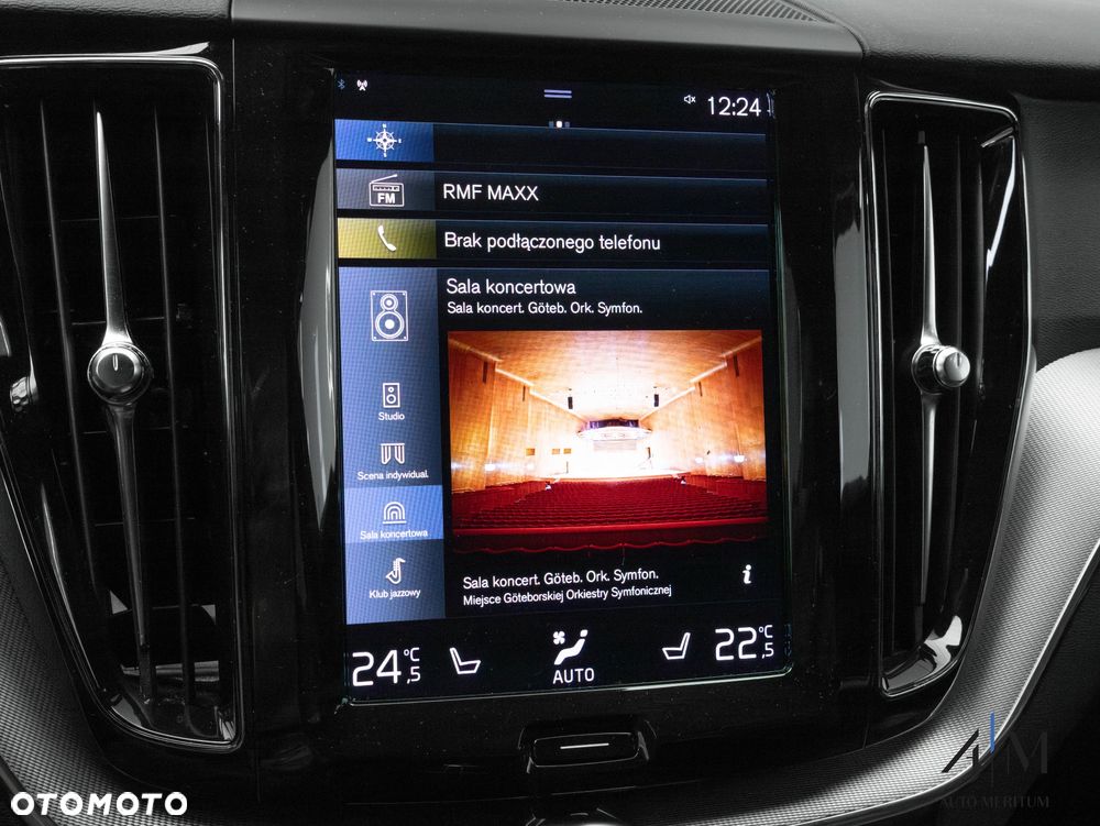 Volvo XC 60 B4 D AWD Ultimate Dark - 24