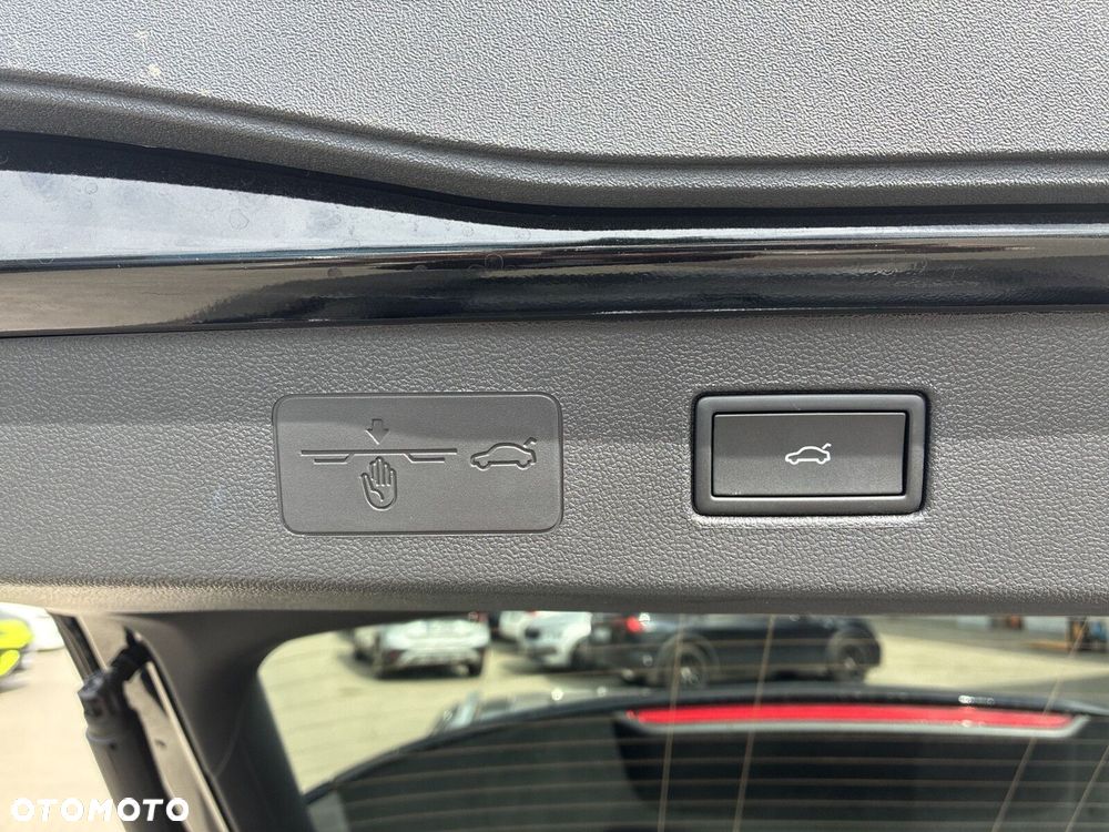 Volkswagen T-Roc 1.5 eTSI Style DSG - 14
