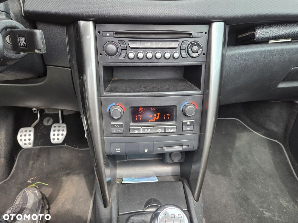Peugeot 207 CC - 18