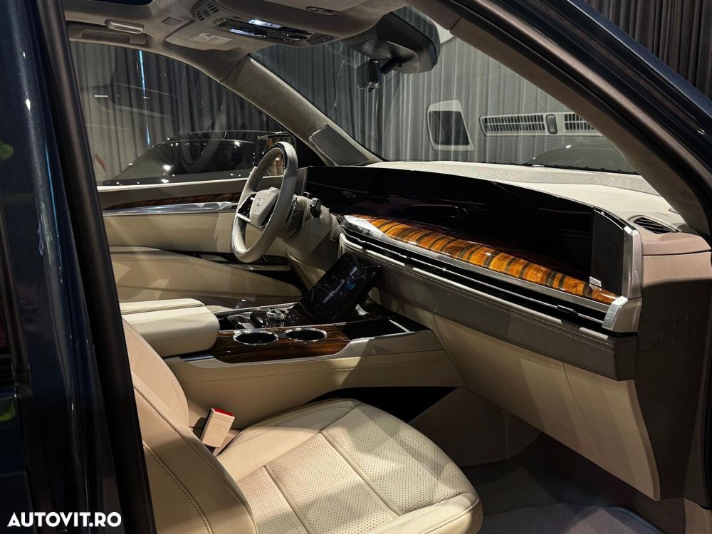 Cadillac Escalade - 14