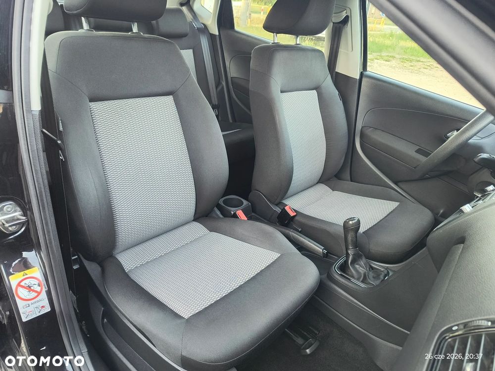 Volkswagen Polo 1.2 Comfortline - 16
