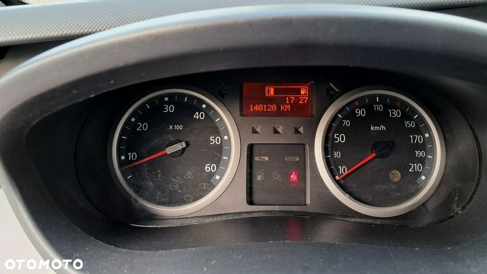 Renault Trafic - 22