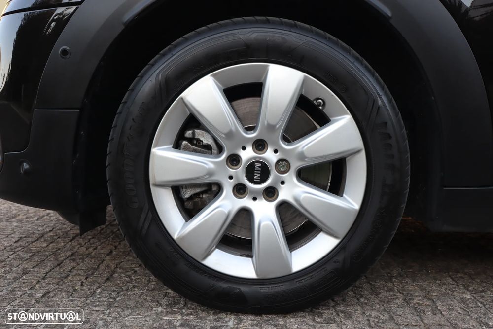 MINI Countryman Cooper SE ALL4 Auto - 10