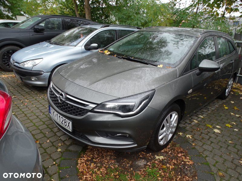 Opel Astra - 1
