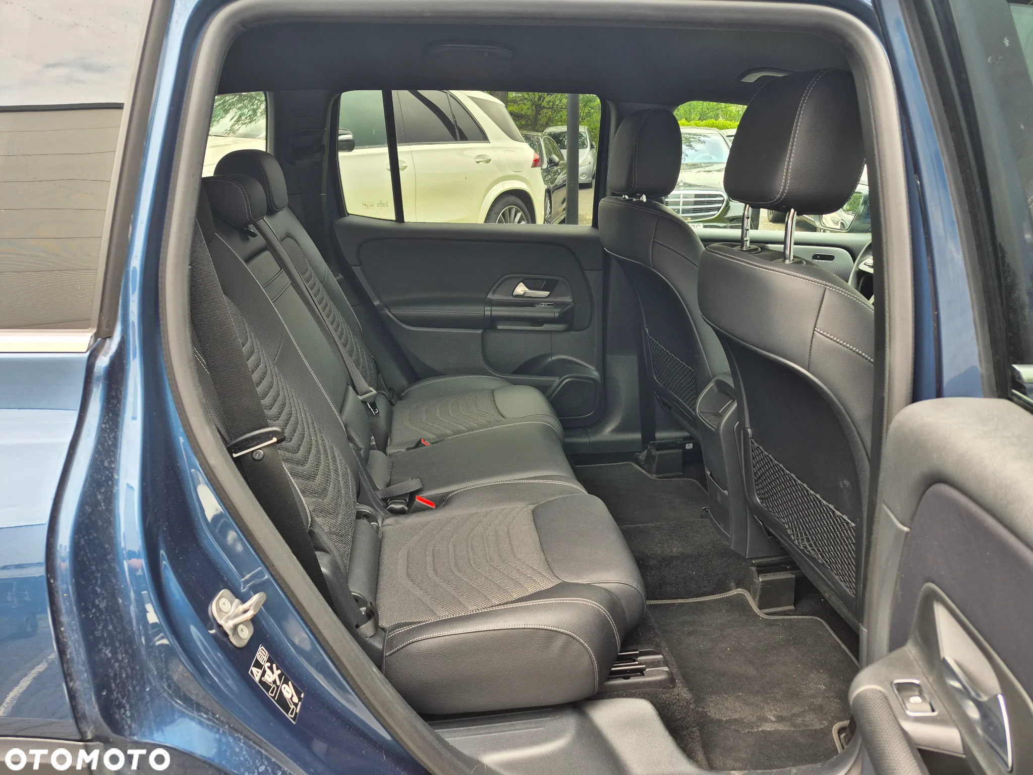 Mercedes-Benz GLB 250 4-Matic 8G-DCT - 28