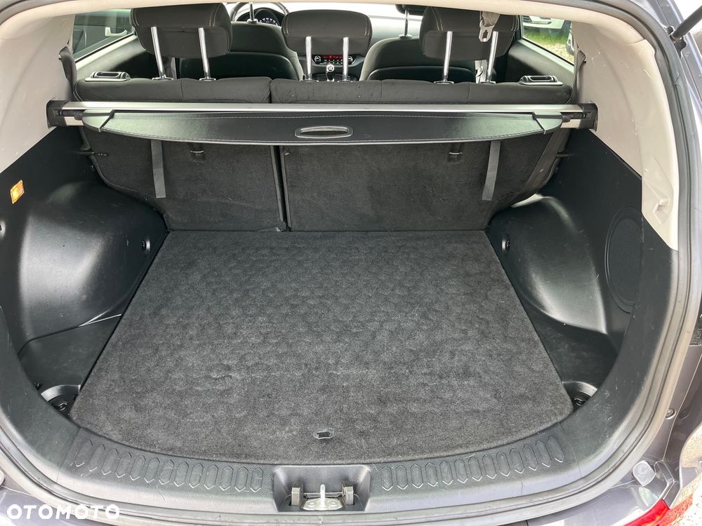Kia Sportage 2.0 CRDI 4WD Attract - 25