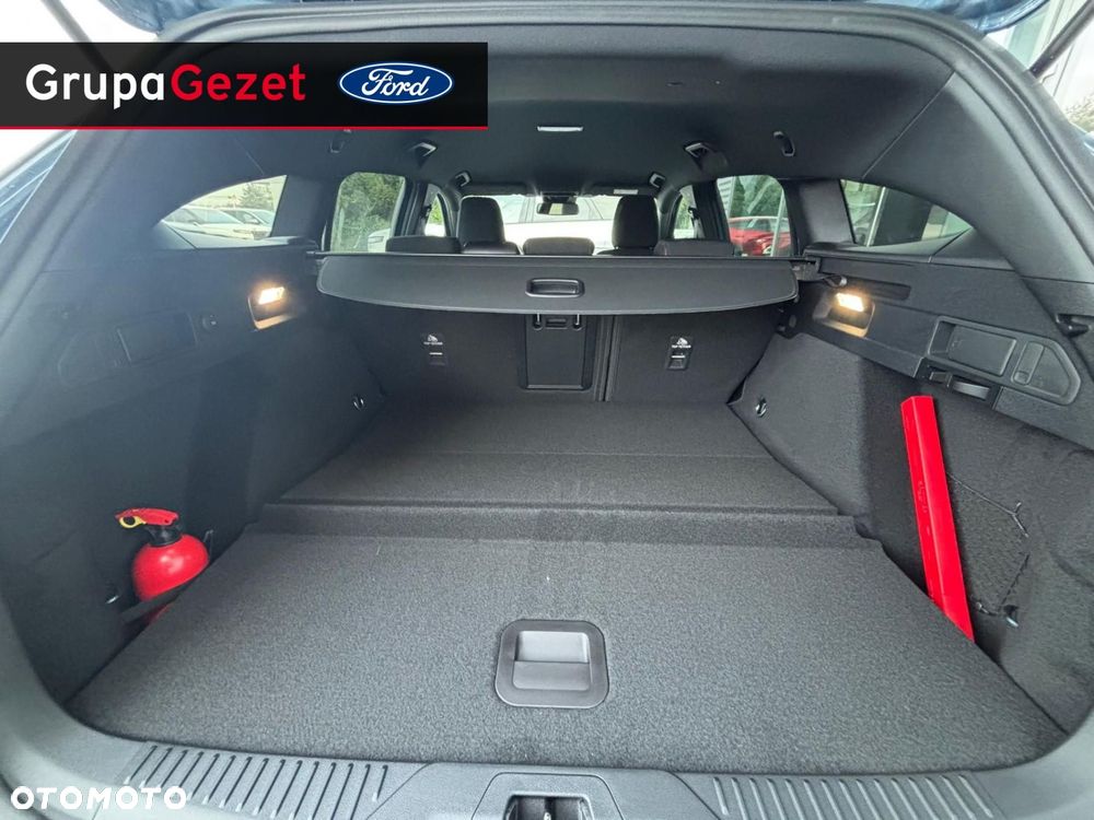 Ford Focus SW - 16