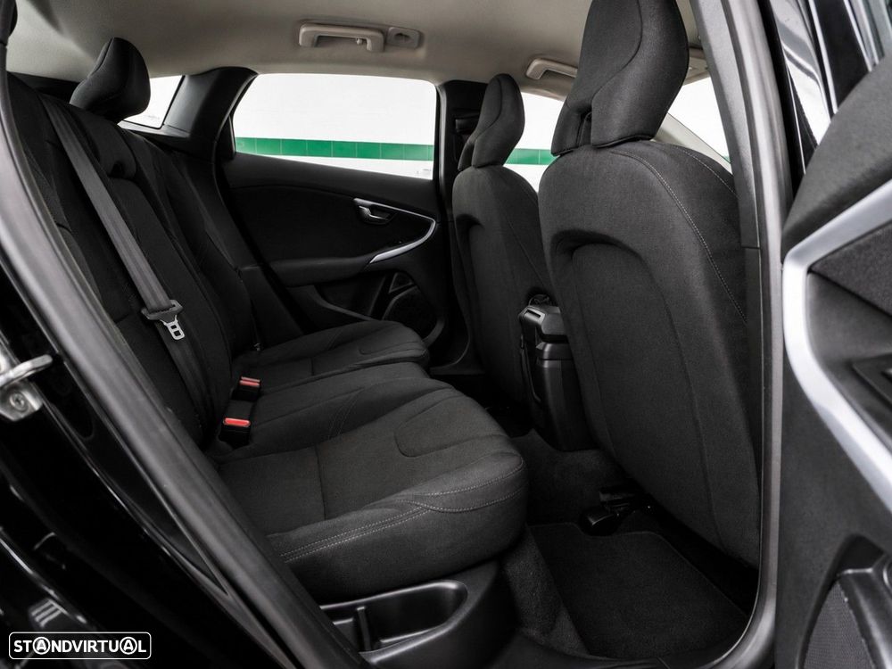 Volvo V40 1.6 D2 Momentum - 14