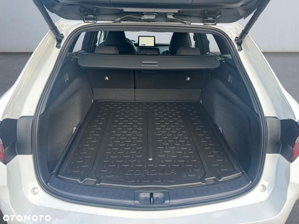 Toyota Corolla - 10