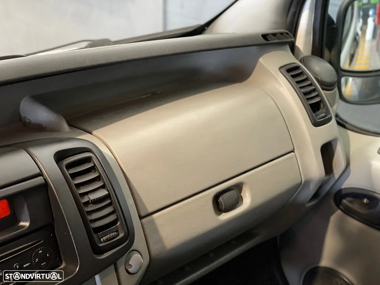 Renault Trafic 1.9 DCi 100 6L - 11