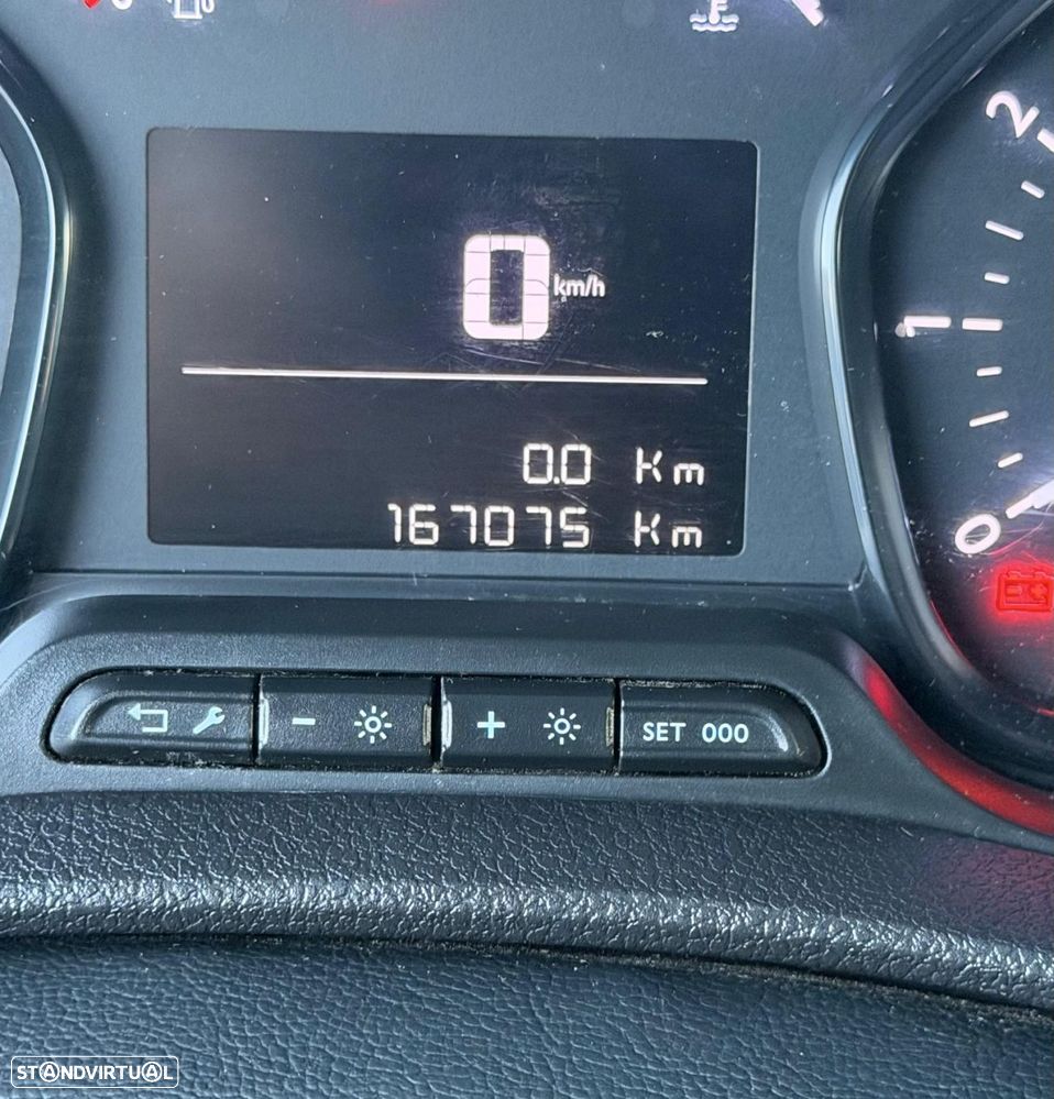 Peugeot Expert 2.0 - 6 Lugares Mixto Longa - 17