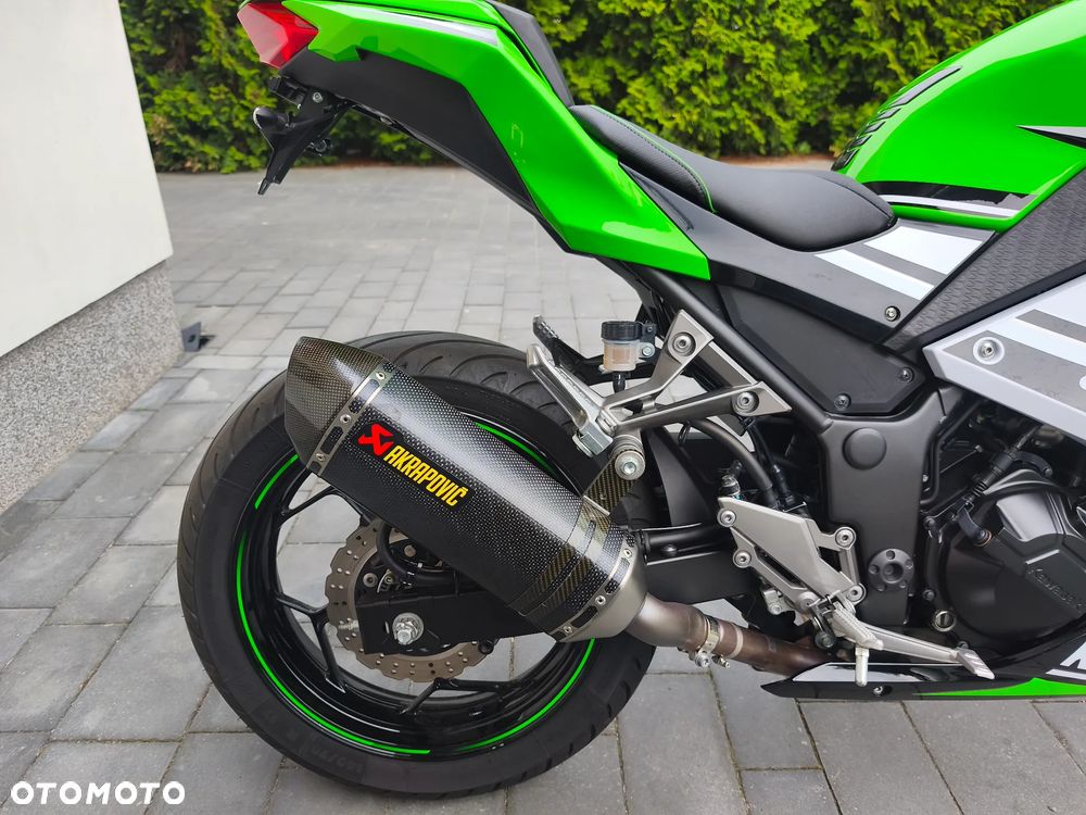 Kawasaki Ninja 300 ABS - 16