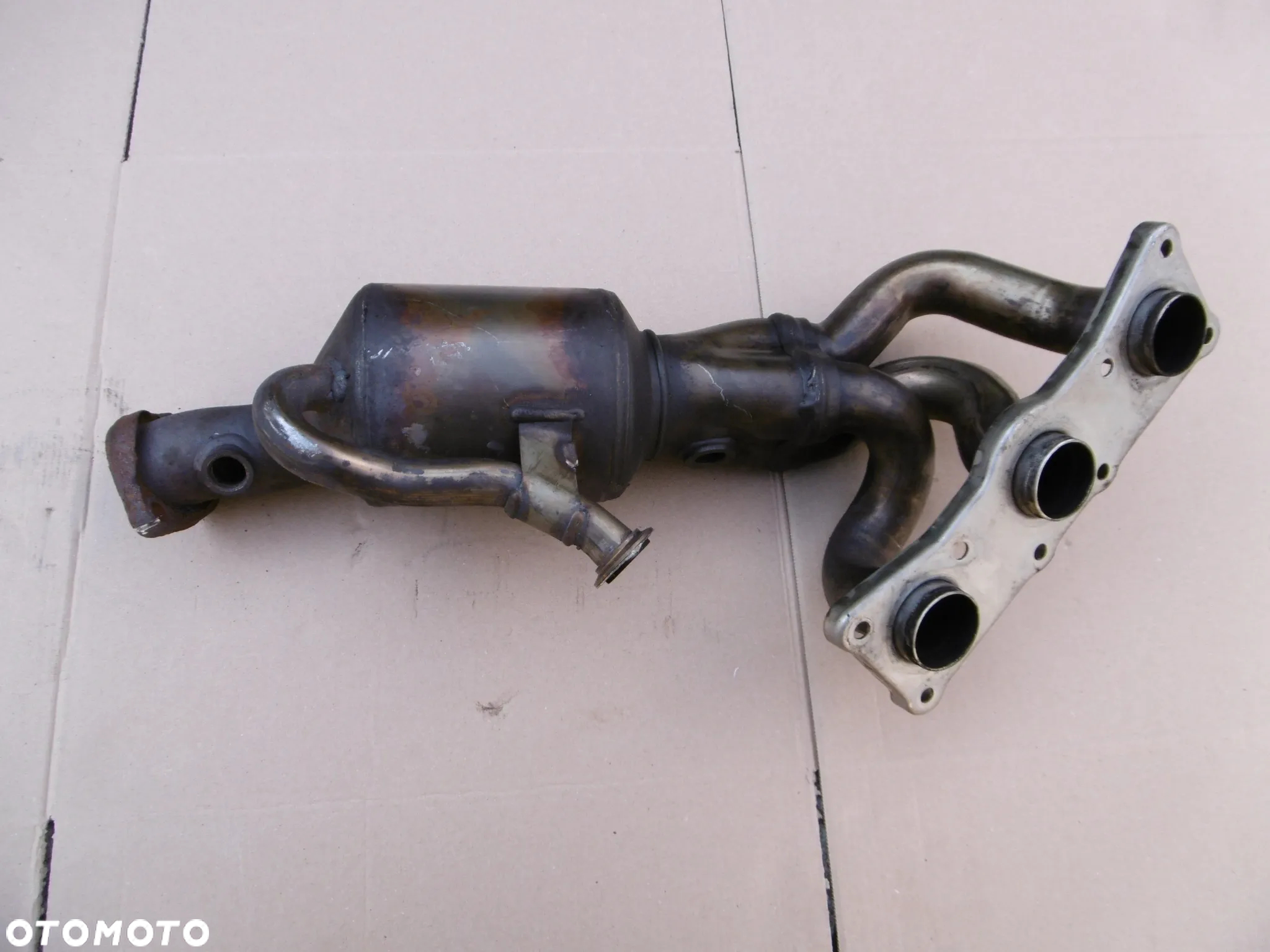 Kolektor wydechowy katalizator 4-6 bmw e90 e91 e92 325i 330i 3.0 n53 n53b30 - 2