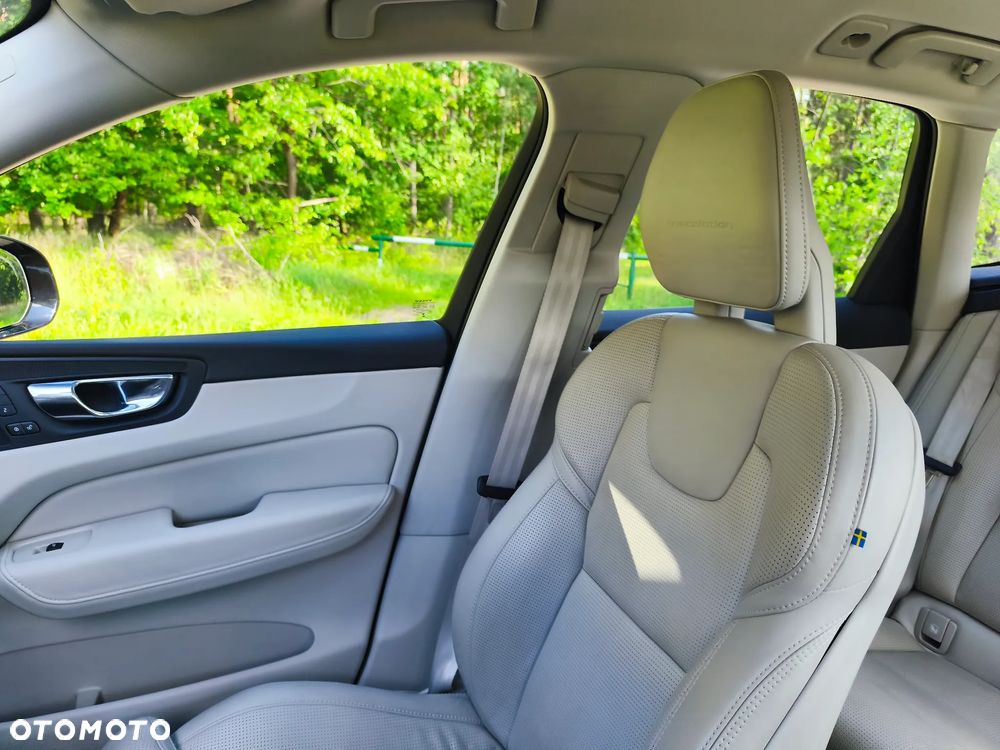 Volvo XC 60 D4 Inscription - 32