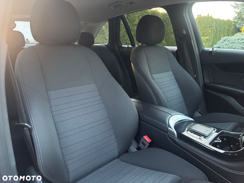 Mercedes-Benz GLC 220 d 4Matic 9G-TRONIC - 12