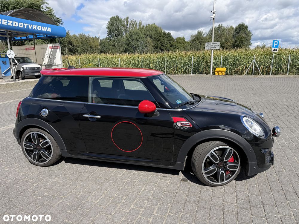 MINI John Cooper Works - 16