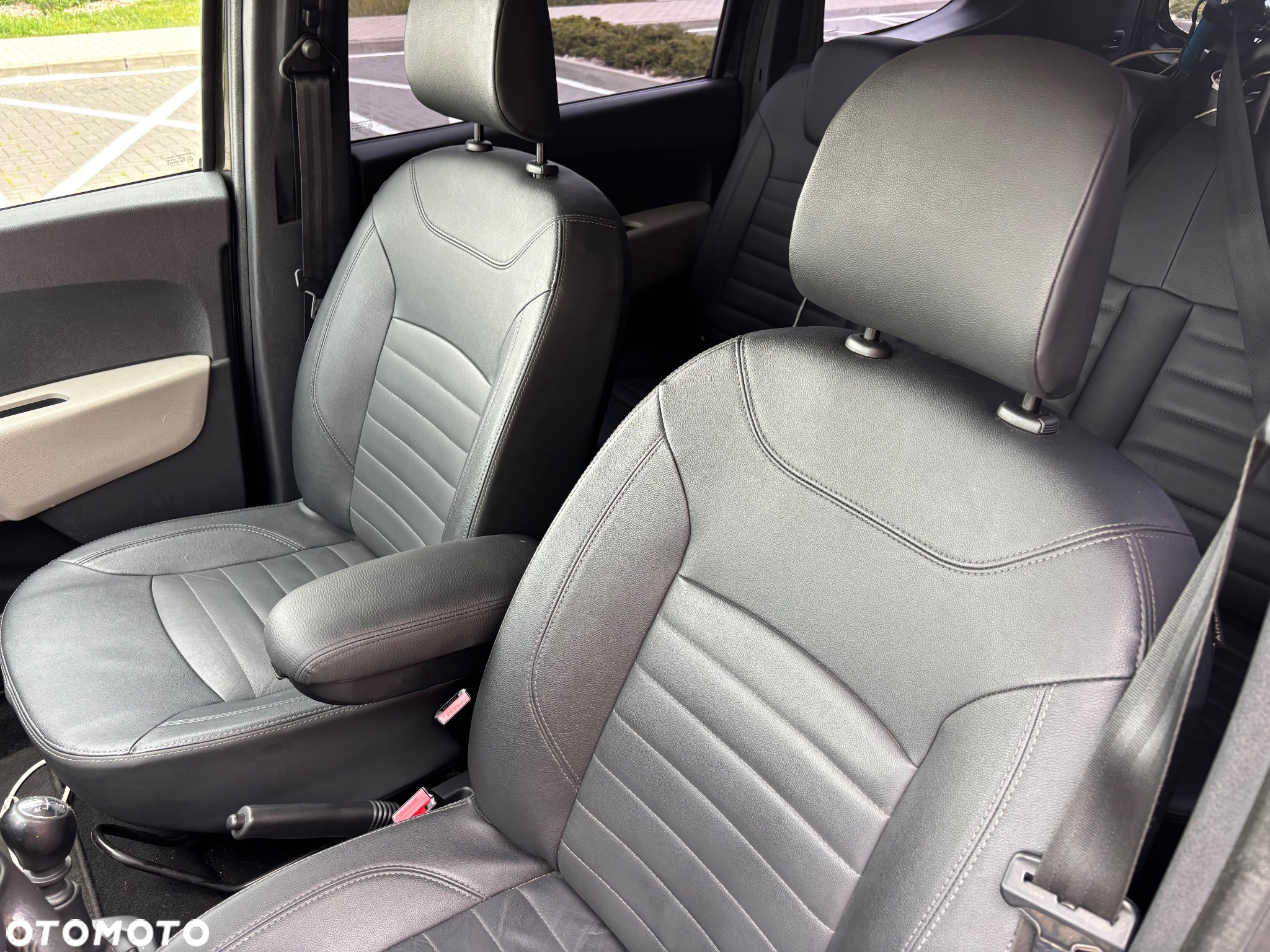 Dacia Lodgy 1.5 dCi Laureate - 9