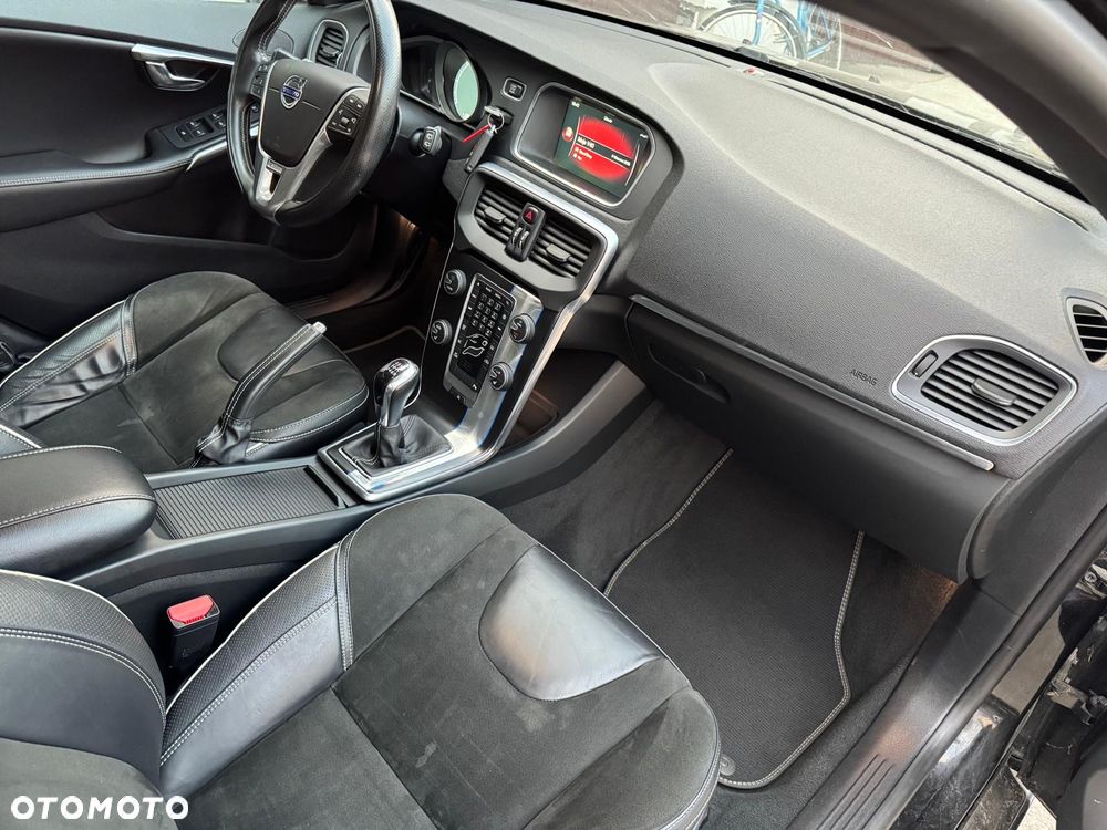 Volvo V40 D2 RDesign - 6