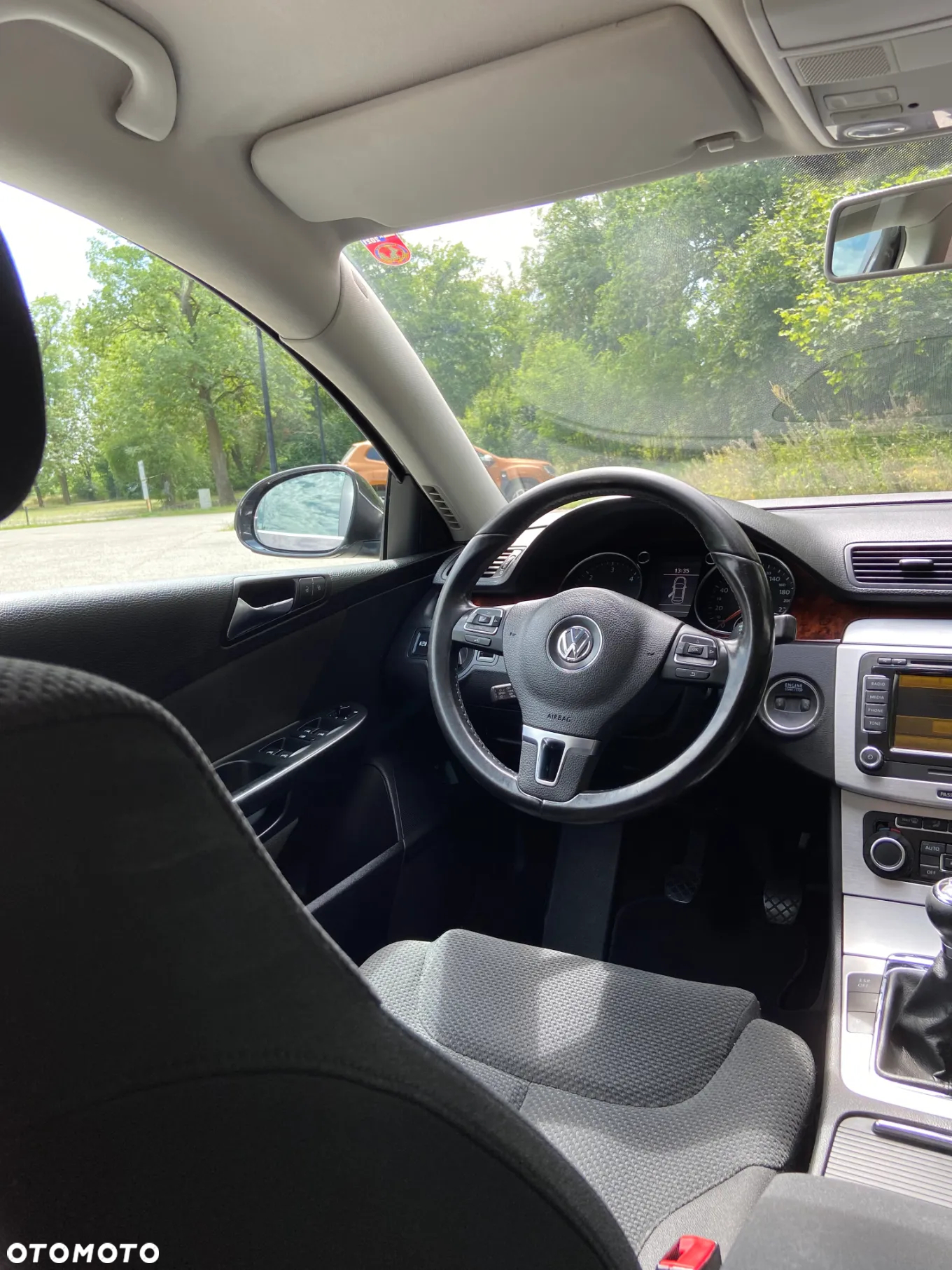 Volkswagen Passat 2.0 TDI Comfortline R-Style - 12