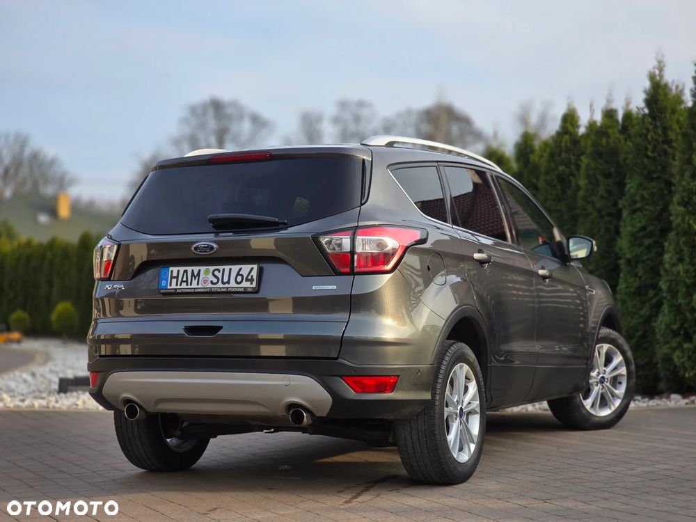 Ford Kuga 1.5 EcoBoost 2x4 Titanium - 6