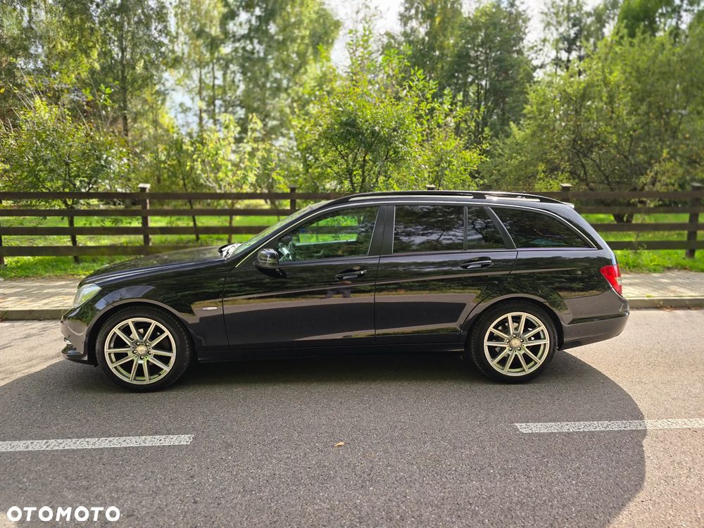 Mercedes-Benz Klasa C 180 CGI BlueEff Avantgarde - 17