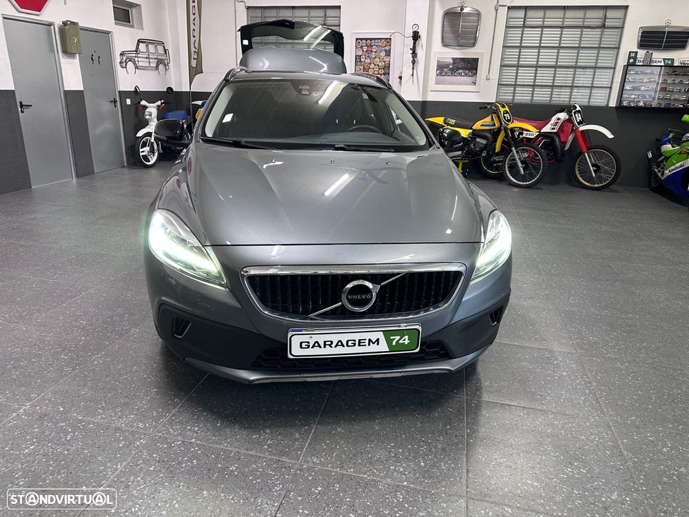 Volvo V40 Cross Country 2.0 D3 Plus - 8