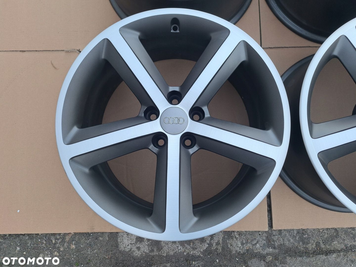 Oryg. Audi A5 S-Line 18 8t0 A4 A6 S4 S6 8.5j et29 Q5 - 1