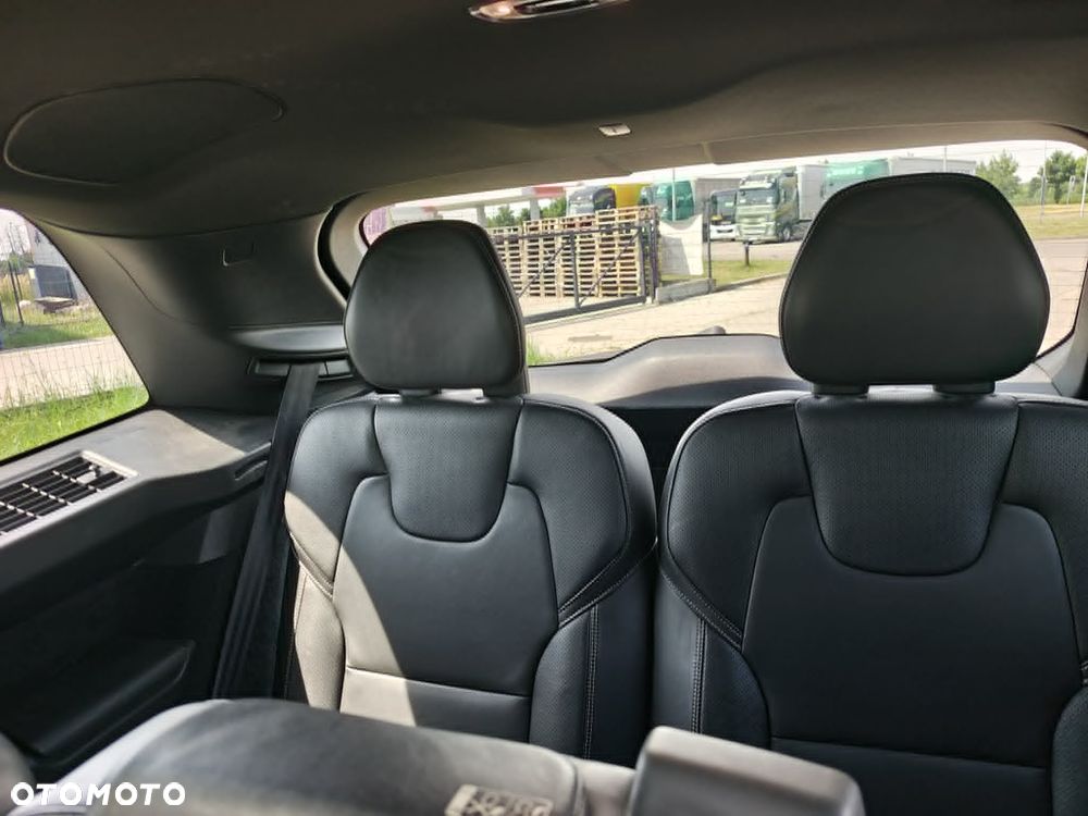 Volvo XC 90 T8 AWD Twin Engine Geartronic RDesign - 39