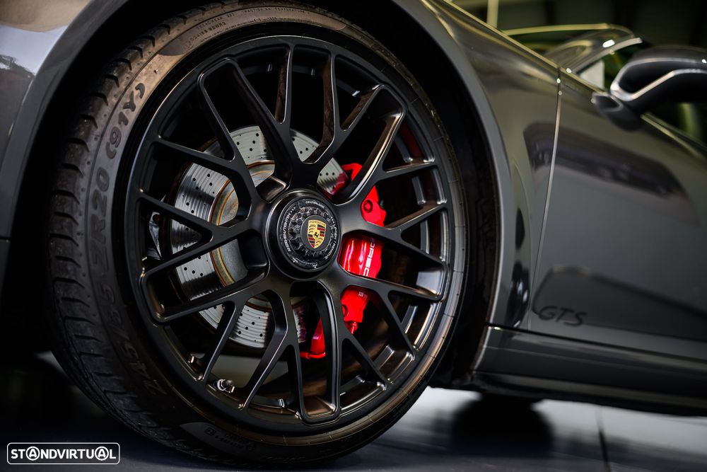 Porsche 911 (991) Carrera 4 GTS PDK - 5