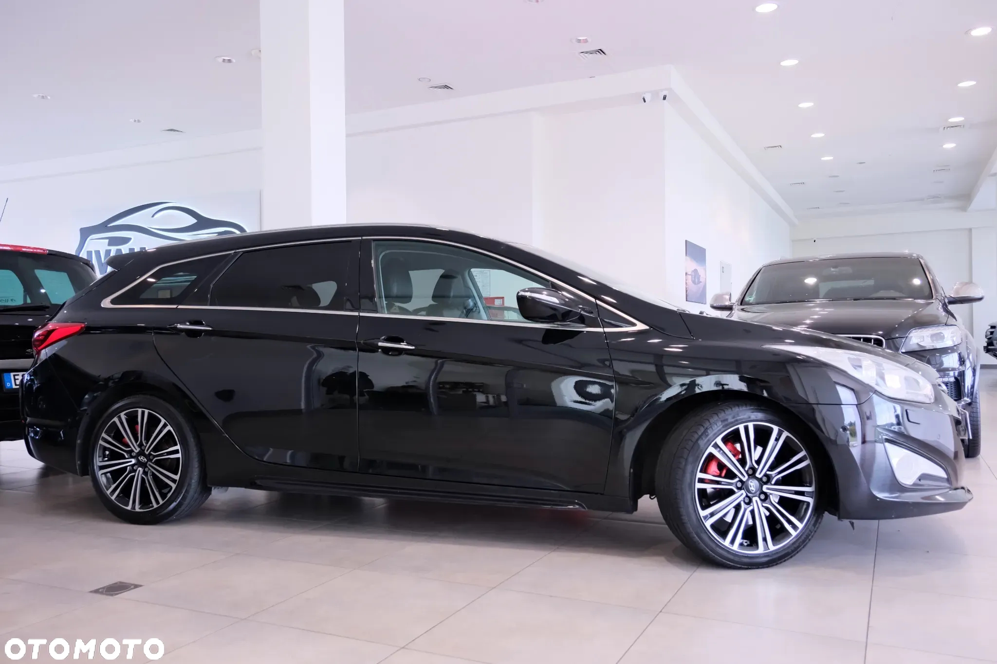 Hyundai i40 Kombi 1.7 CRDi DCT Premium - 4