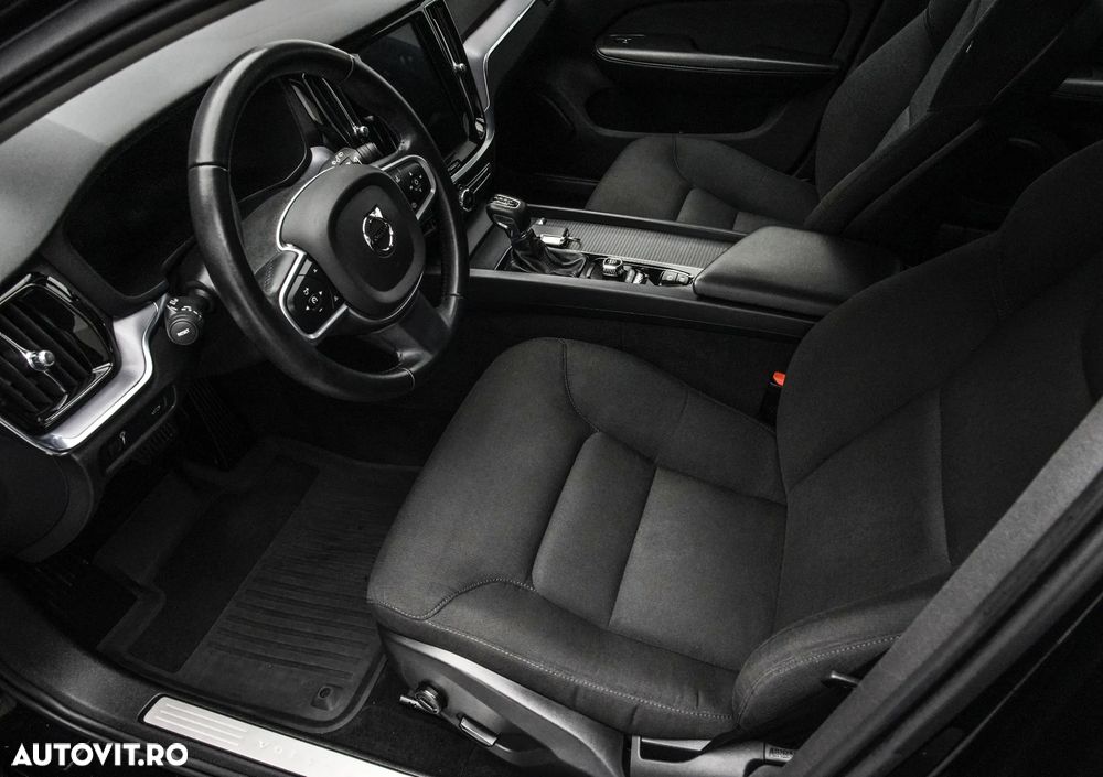 Volvo V60 D3 Base - 11