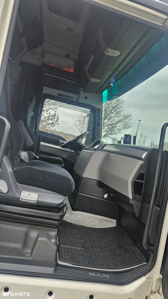MAN TGX - 16