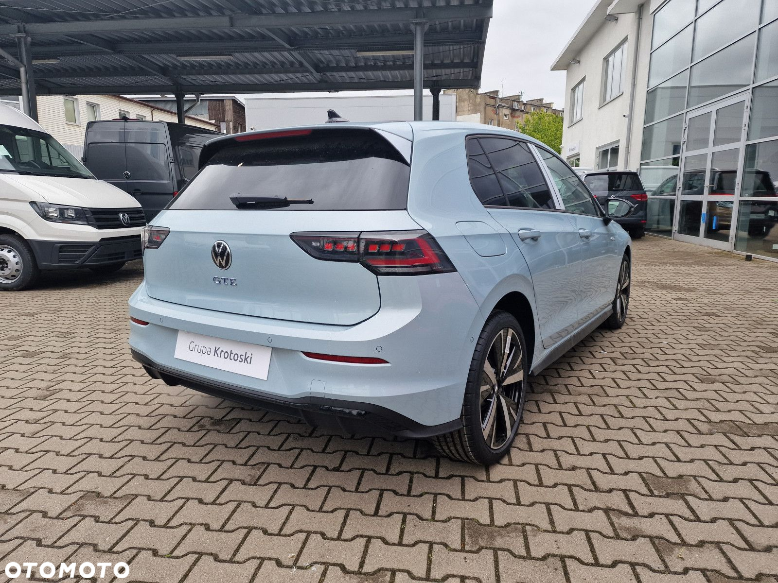 Volkswagen Golf - 8
