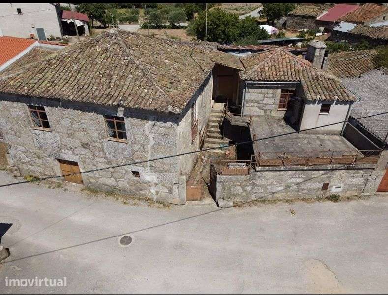 Moradia rústica para venda - Grande imagem: 2/11