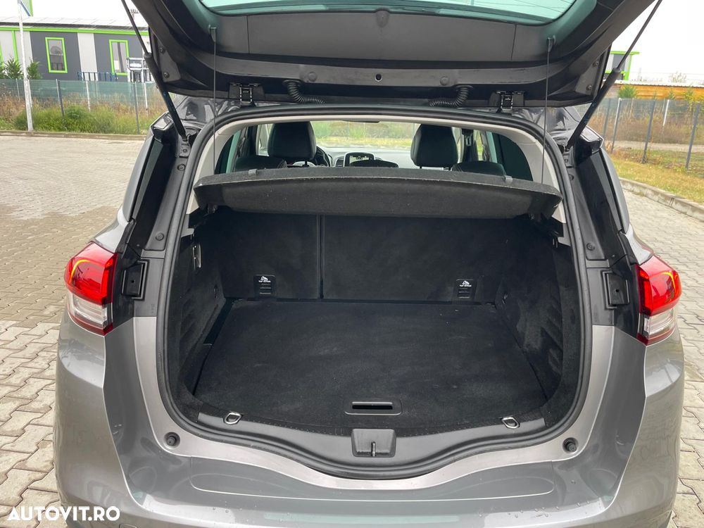 Renault Scenic - 9